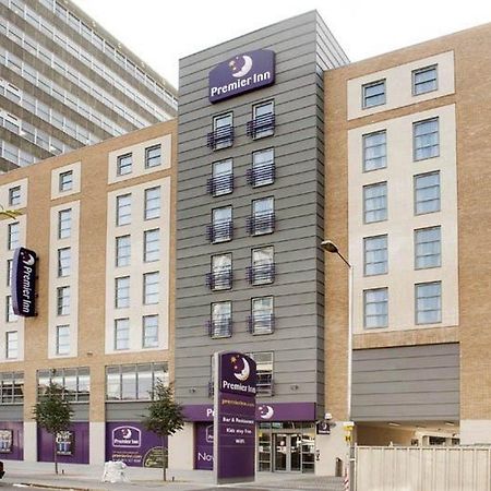 Premier Inn London Croydon Town Centre المظهر الخارجي الصورة
