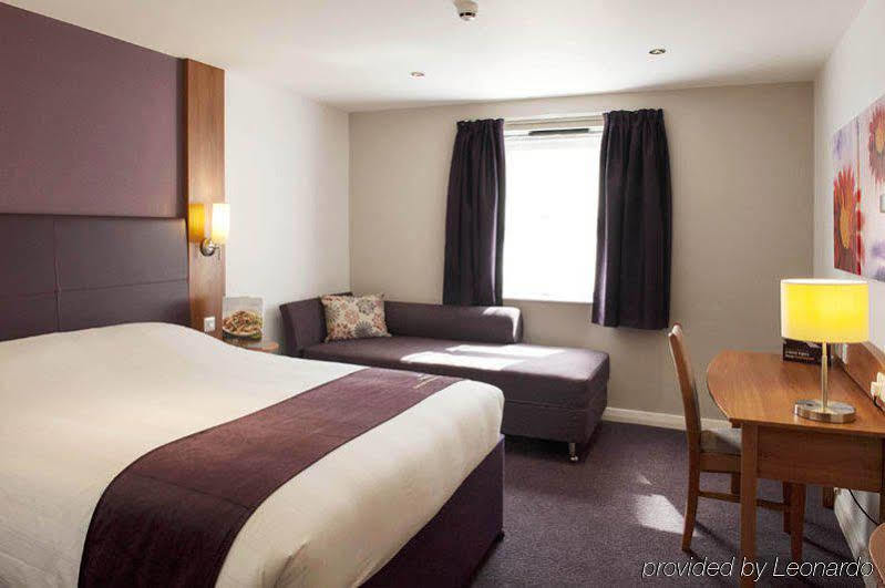 Premier Inn London Croydon Town Centre المظهر الخارجي الصورة